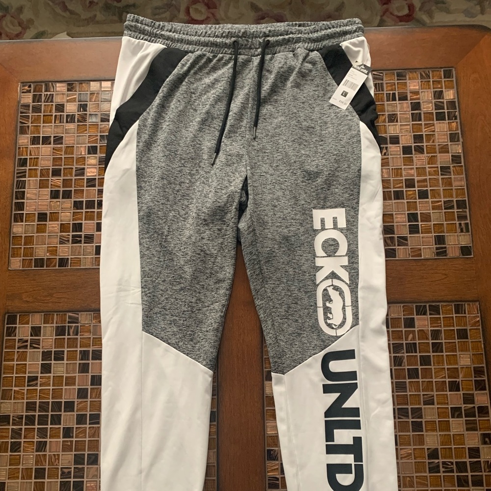 Ecko Unlimited Sweatpants Large